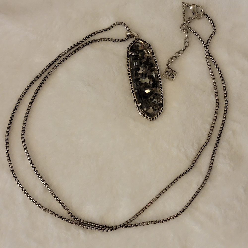 Elegant Kendra Scott Laydon Necklace